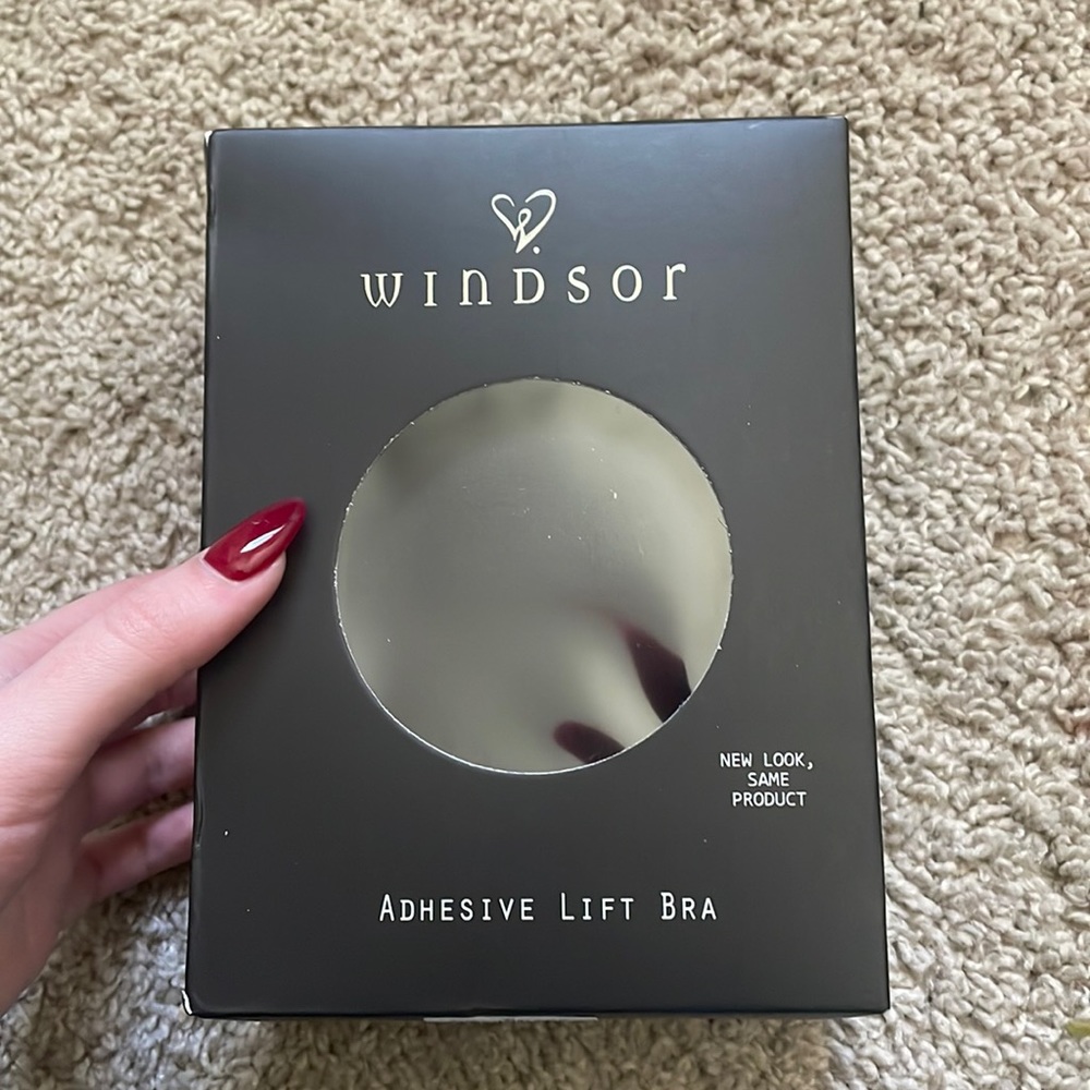 Adhesive push up bra size C